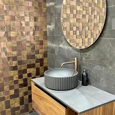 Mondrian Luxury & Market Square Iv 4*