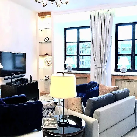 Mondrian Luxury & Market Square Iv Hotel apartamentowy