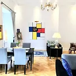 Mondrian Luxury Suites&apartments Market Square Iv Appart hôtel