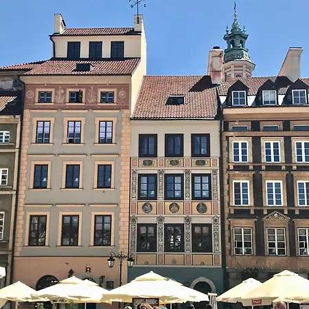 Mondrian Luxury & Market Square Iv Apart Otel 4*