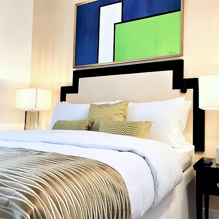 아파트호텔 Mondrian Luxury & Market Square Iv *