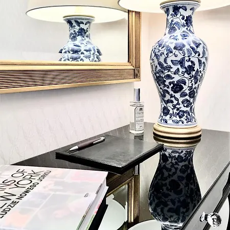 Mondrian Luxury & Market Square Iv شقة فندقية 4*