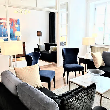 Aparthotel Mondrian Luxury & Market Square Iv *