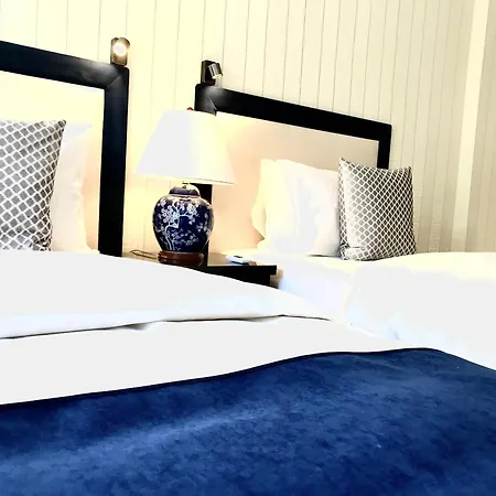 Mondrian Luxury & Market Square Iv Aparthotel