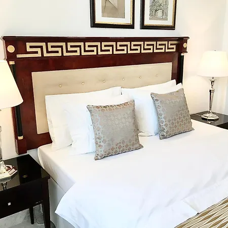 Mondrian Luxury & Market Square Iv Aparthotel *
