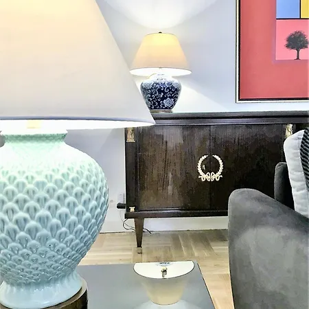 Mondrian Luxury & Market Square Iv Aparthotel Warsaw