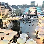 Aparthotel Mondrian Luxury & Market Square Iv 4*