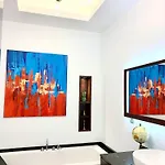 Mondrian Luxury & Market Square Iv 4* Warschau