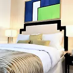 Aparthotel Mondrian Luxury & Market Square Iv 4*