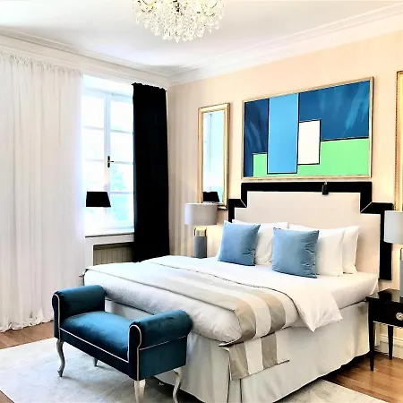 Mondrian Luxury Suites&apartments Market Square Iv Varsovie