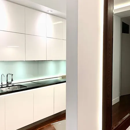 Mondrian Luxury & Market Square Iv アパートホテル 4*